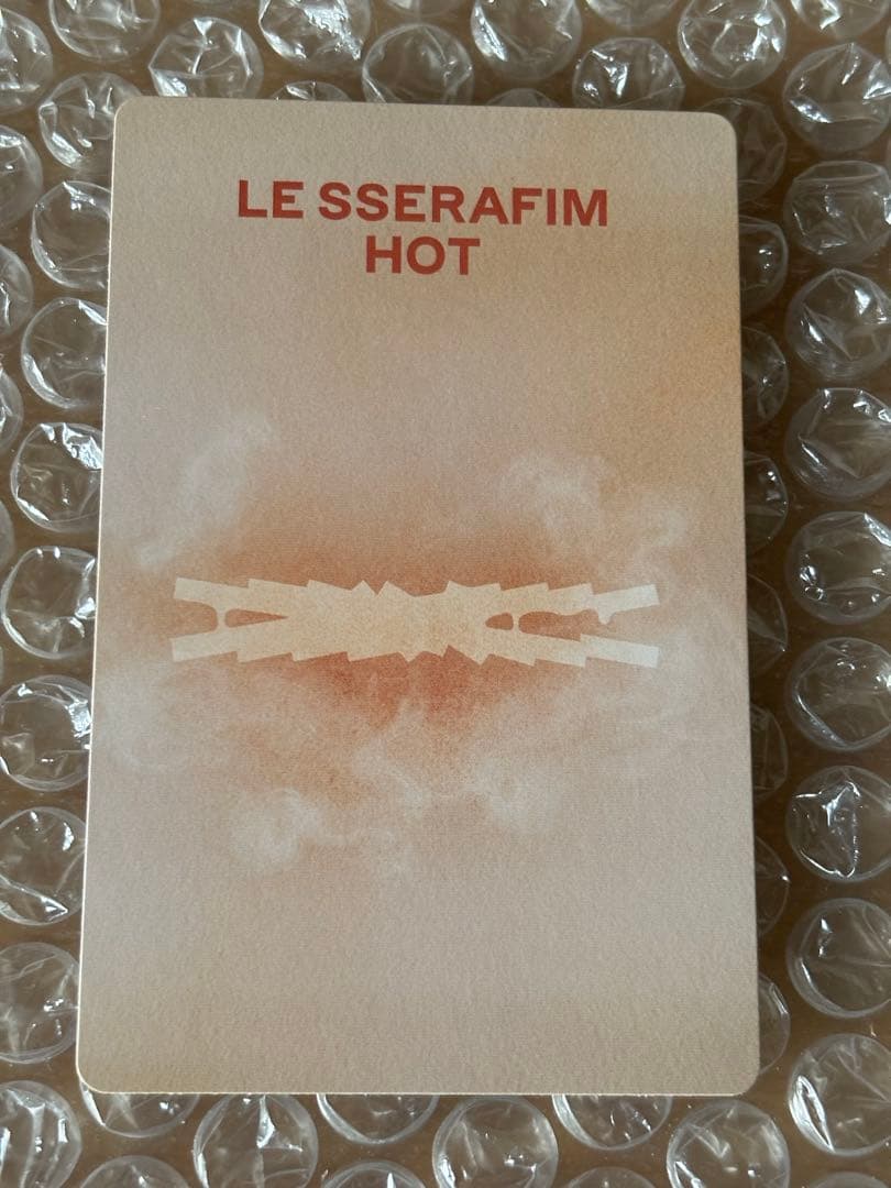 LE SSERAFIM ルセラフィム サクラ HOT トレカ アメリカ限定