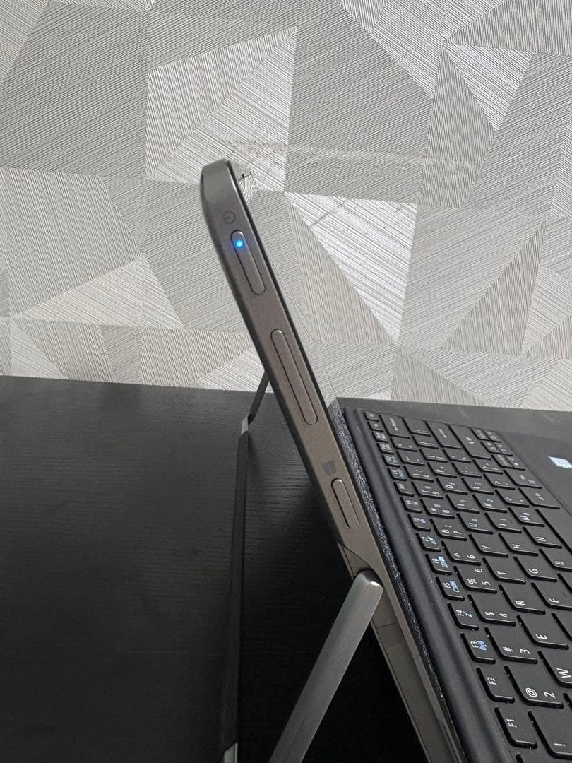 Windowsノート本体 Acer Switch Alpha 12 (SA5-271)