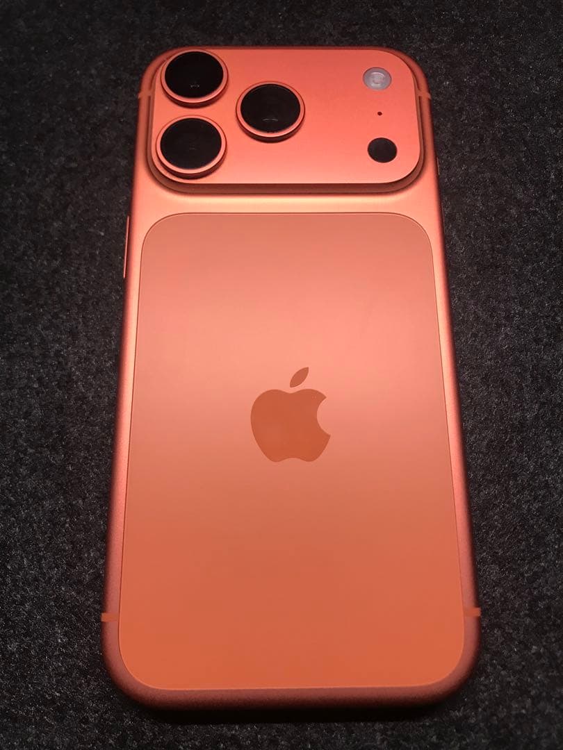 超美品 iPhone 17 Pro 256GB コズミックオレンジ