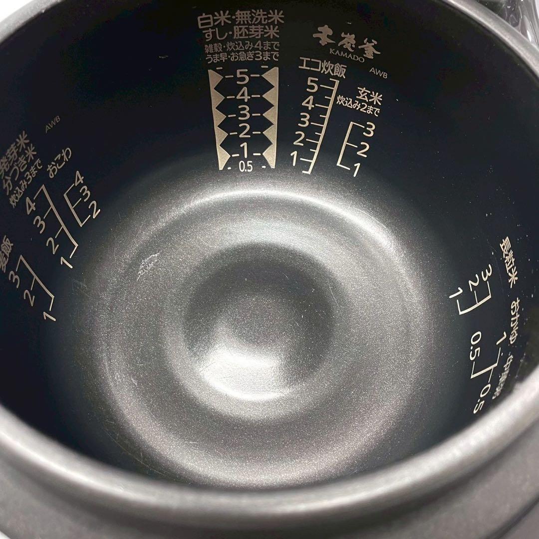 美品　三菱　本炭釜 KAMADO NJ-AWB10-B [黒曜] 5.5合炊き