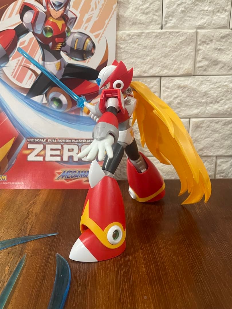 【組立済】コトブキヤ ロックマンX ロックマン　ゼロ プラモデル　セット