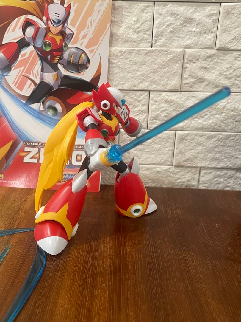 【組立済】コトブキヤ ロックマンX ロックマン　ゼロ プラモデル　セット