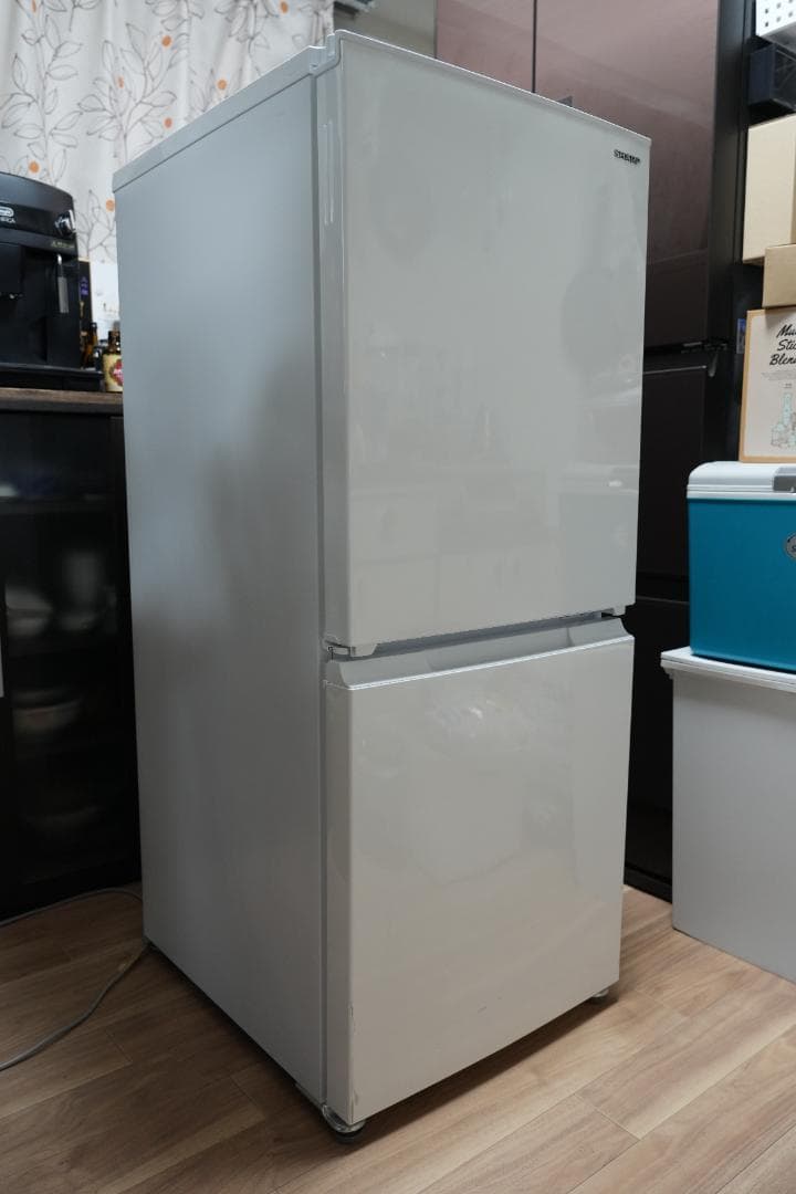 【週末限定値下】SHARP（シャープ） 冷蔵庫 152L 2021年 両開き対応