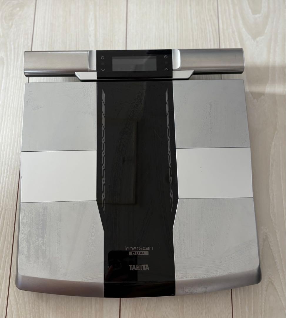 タニタ Innerscan Body 体脂肪計・体組成計RD-800