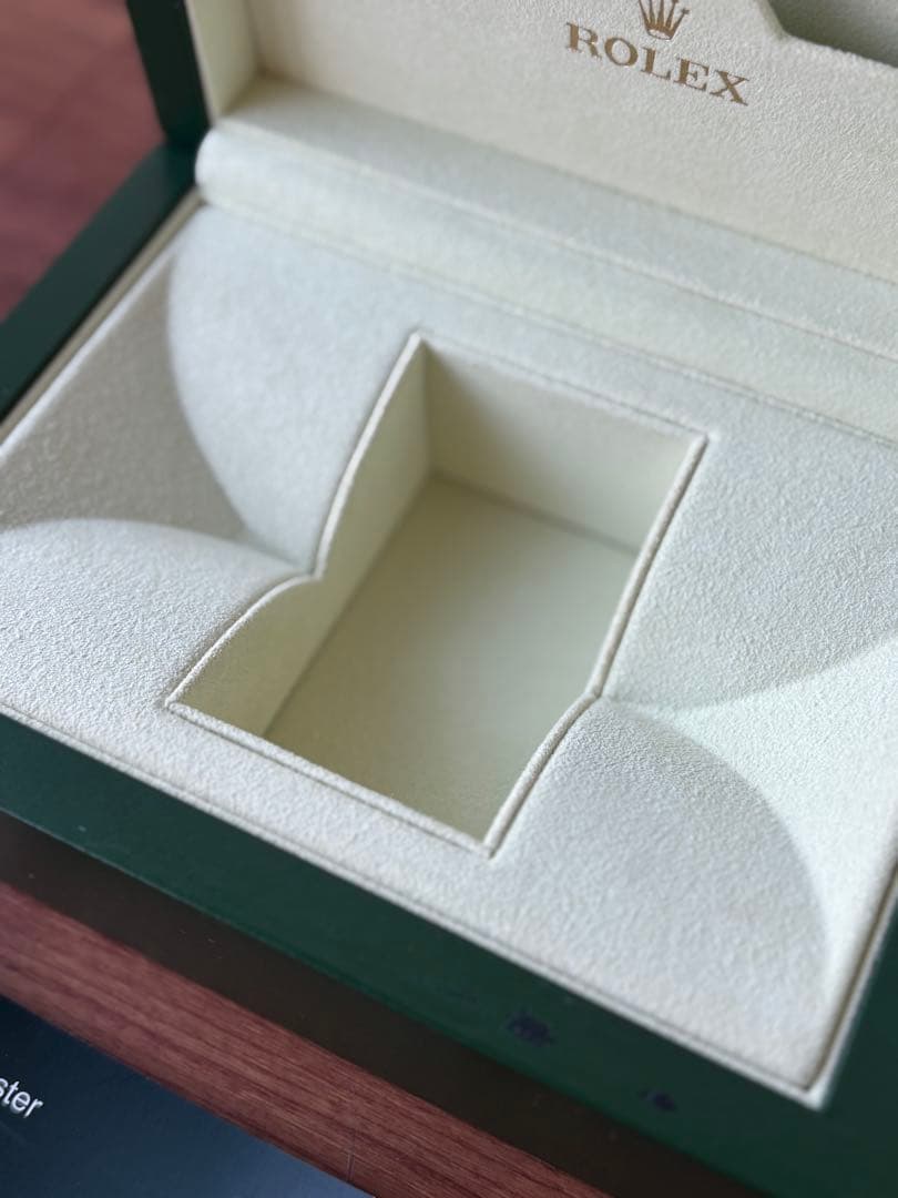 ROLEX 空箱　収納ボックスと付属品