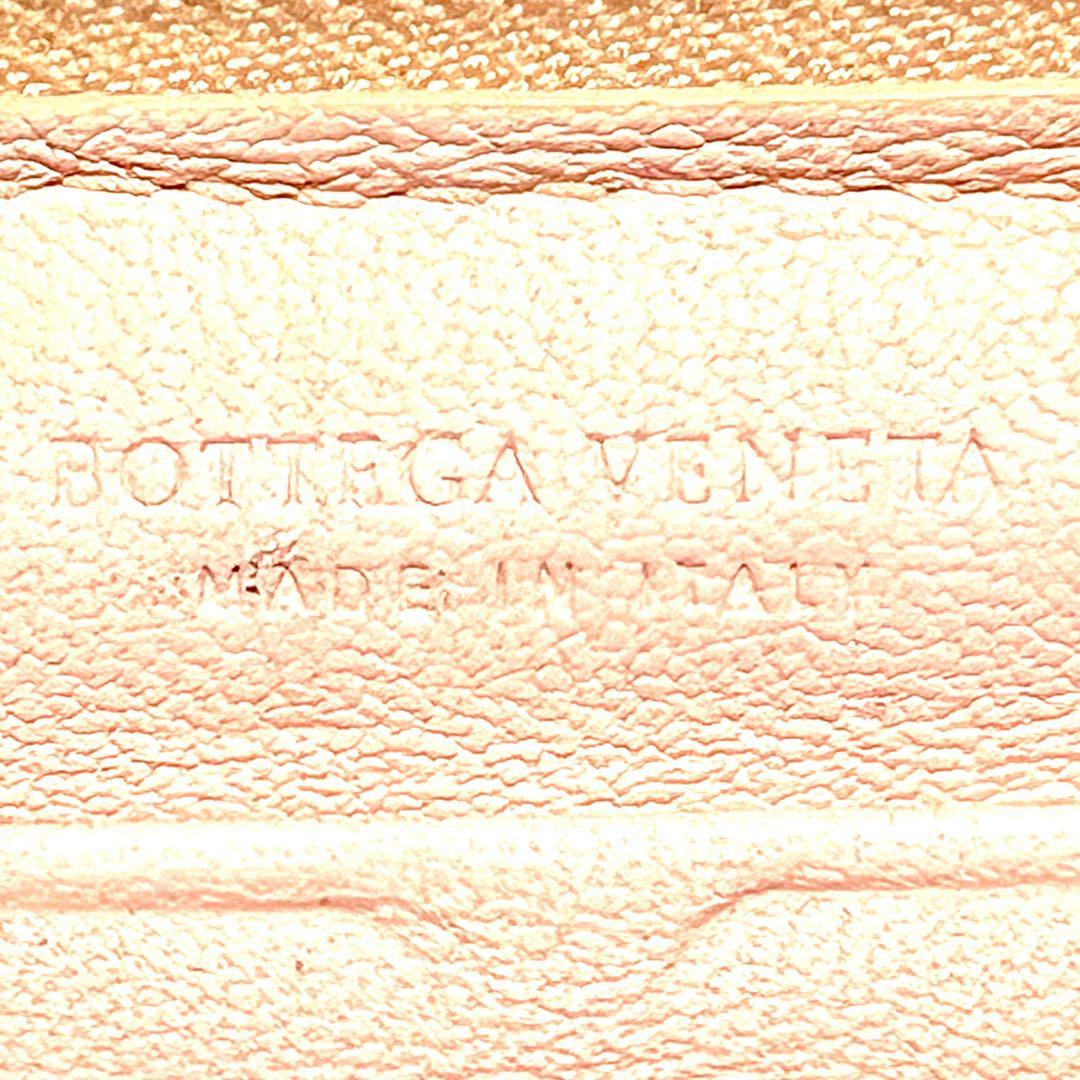 Mi27045 ボッテガヴェネタ イントレーチャー パイソン　長財布