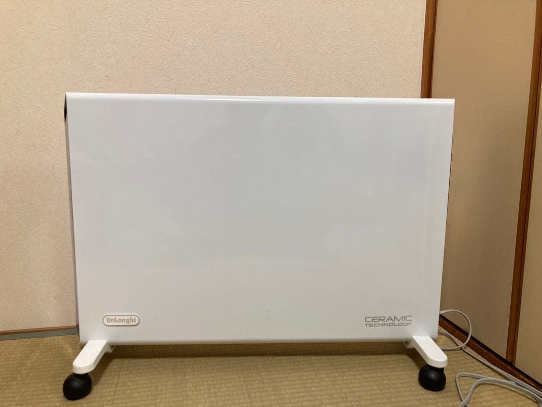 電気ヒーター DeLonghi HXJ60L12-WH