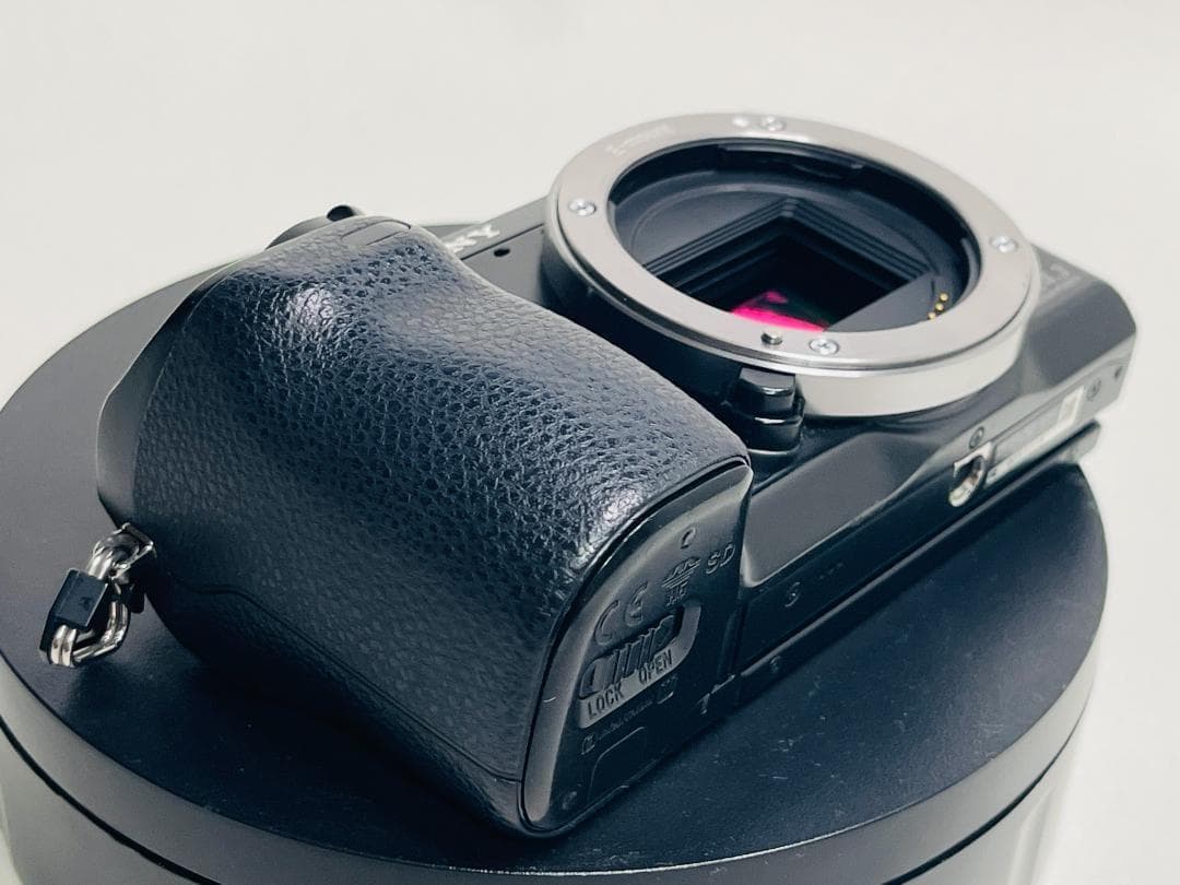 ソニー SONY α NEX-7 ボディ ブラック 完動品 ミラーレス一眼カメラ
