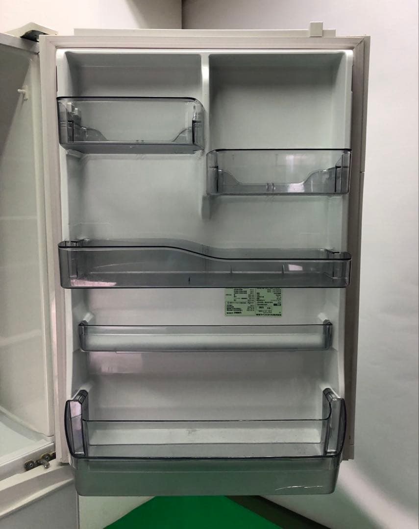 ☆地域限定自社便配送☆東芝 冷凍冷蔵庫 家庭用　2021年　ホワイト　②