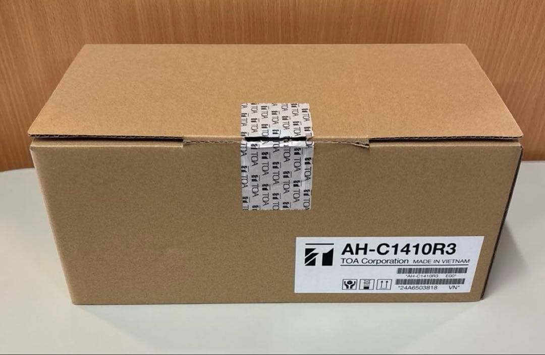 TOA 屋外赤外AHDカメラ 防犯カメラ AH-C1410R3 ①