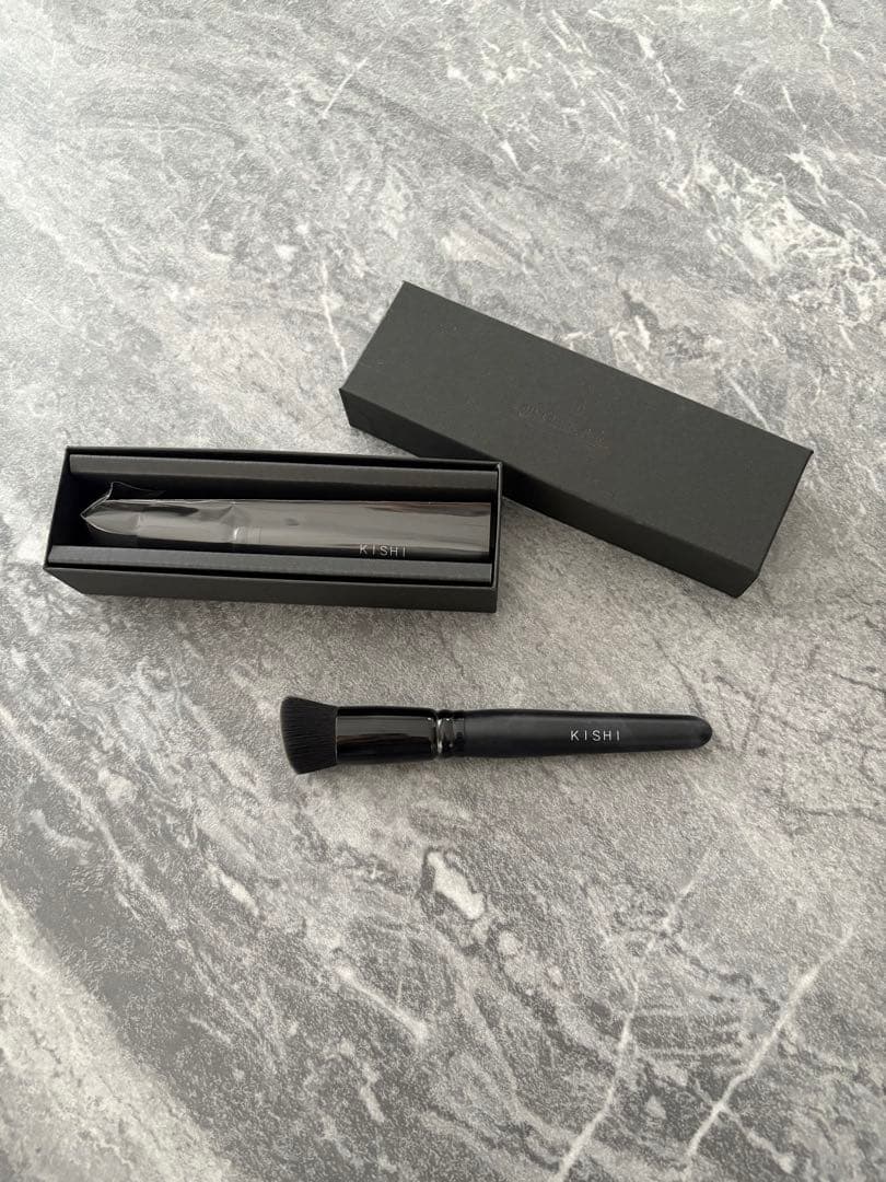 youk　新品未使用　KISHI ファンデーションブラシ