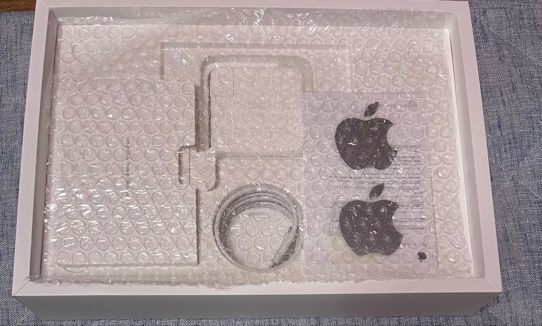 Macbook Pro 13インチ16GB/512GB ノートパソコンPC