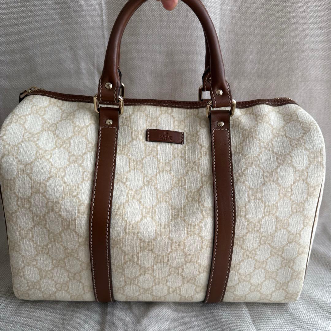 美品　グッチ GGスプリーム ボストンバッグ アイボリー