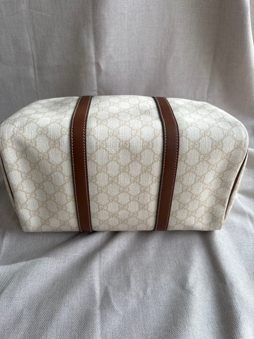 美品　グッチ GGスプリーム ボストンバッグ アイボリー