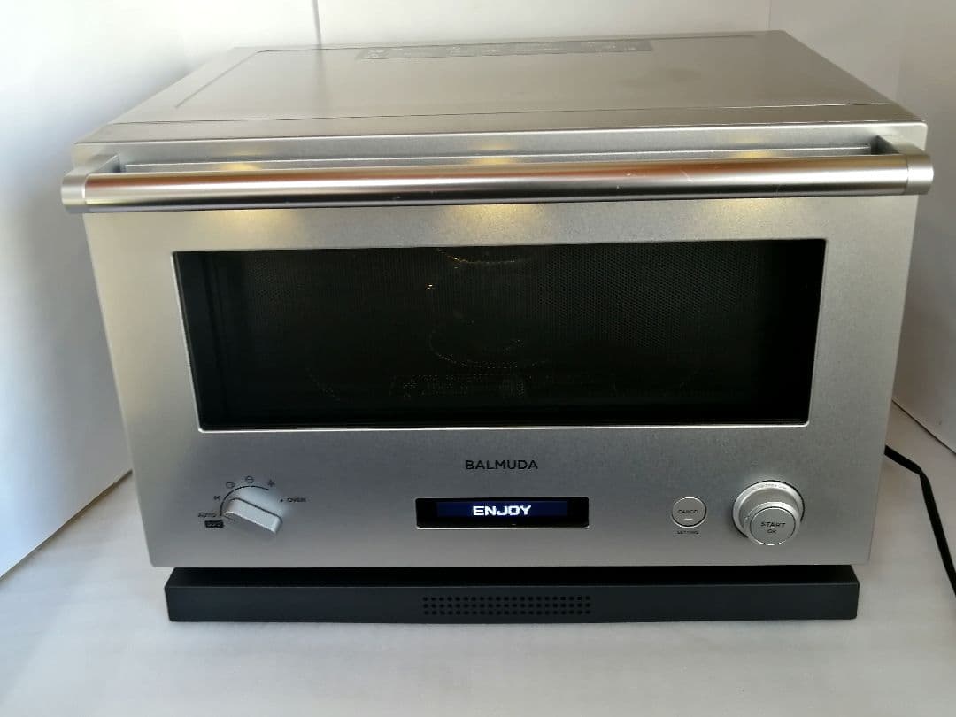 22年製 バルミューダデザイン　オーブンレンジ　K04A-SU　シルバー
