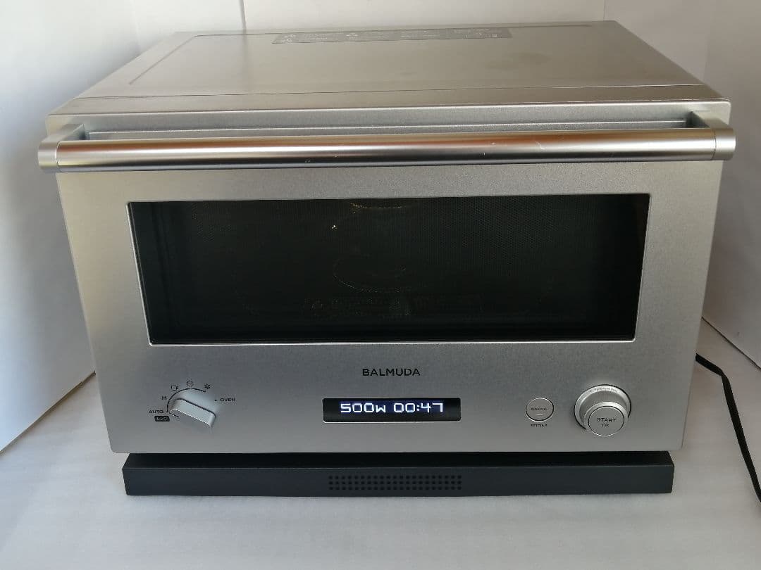 22年製 バルミューダデザイン　オーブンレンジ　K04A-SU　シルバー