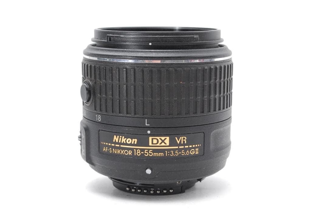 ショット数１０６５枚！　美品　Nikon D3300　スマホ転送　希少カラー