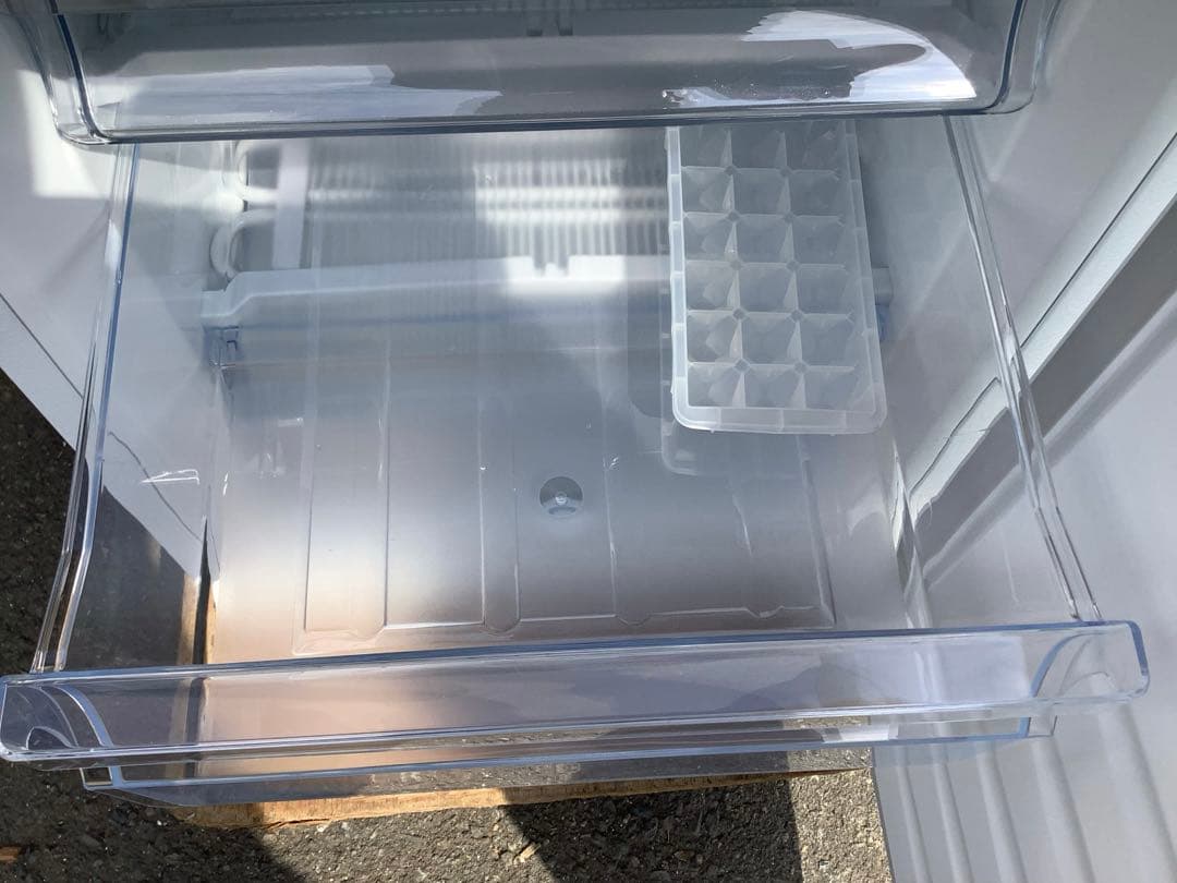 ミカコジ 25年製 ハイセンス 2ドア冷蔵庫 HR-D1701W 175L