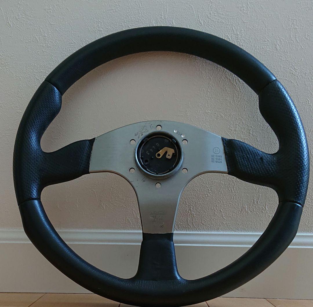 MOMO RACE スポーツステアリング