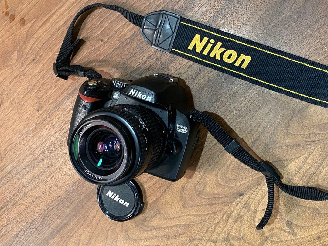 Nikon D60 CCDデジタル一眼　動作品　35-70 AFニッコールレンズ