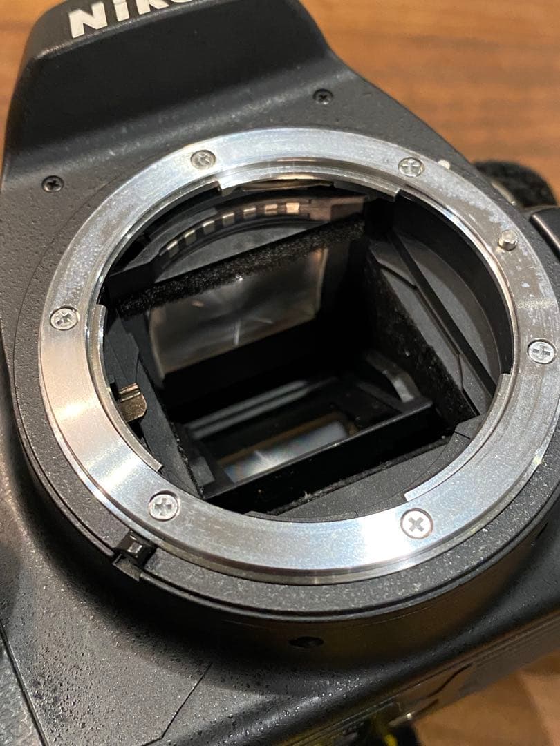 Nikon D60 CCDデジタル一眼　動作品　35-70 AFニッコールレンズ