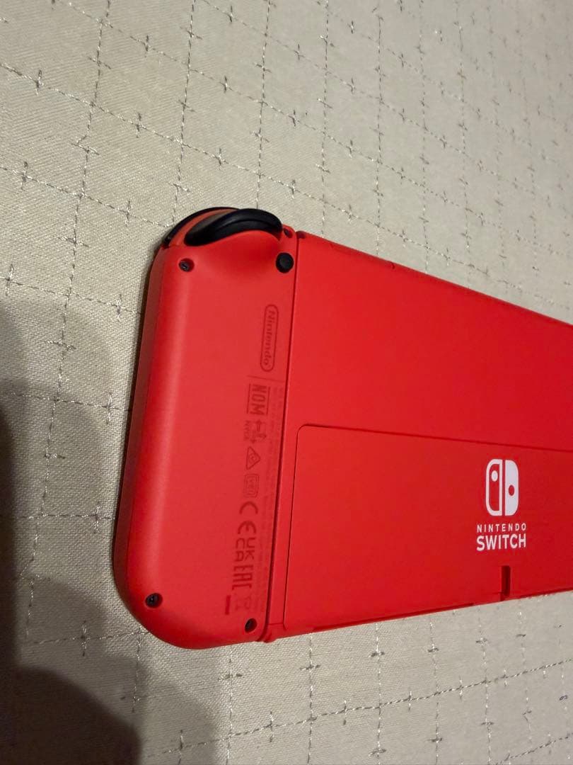 【美品】Nintendo Switch 有機EL マリオレッド おまけ付き