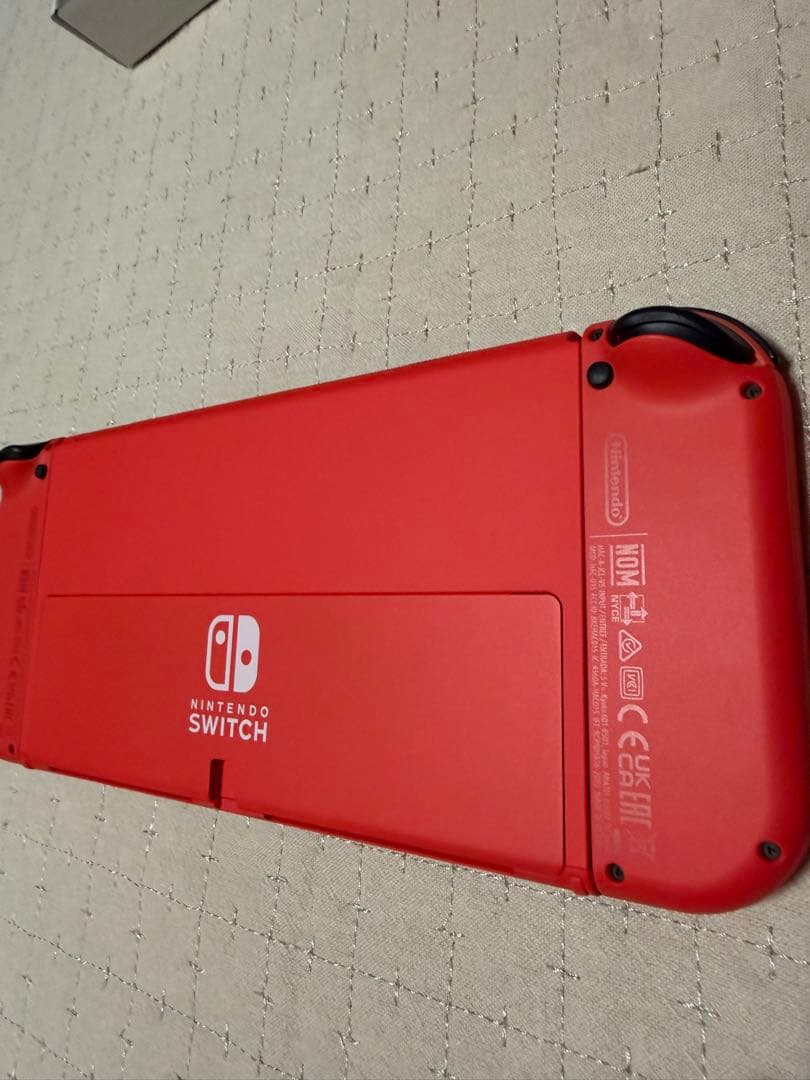 【美品】Nintendo Switch 有機EL マリオレッド おまけ付き