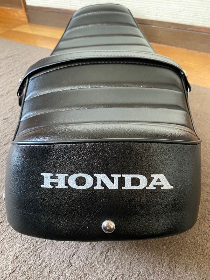 cb400sf タックロールシート nc39 nc42 高級革　高密度ウレタン