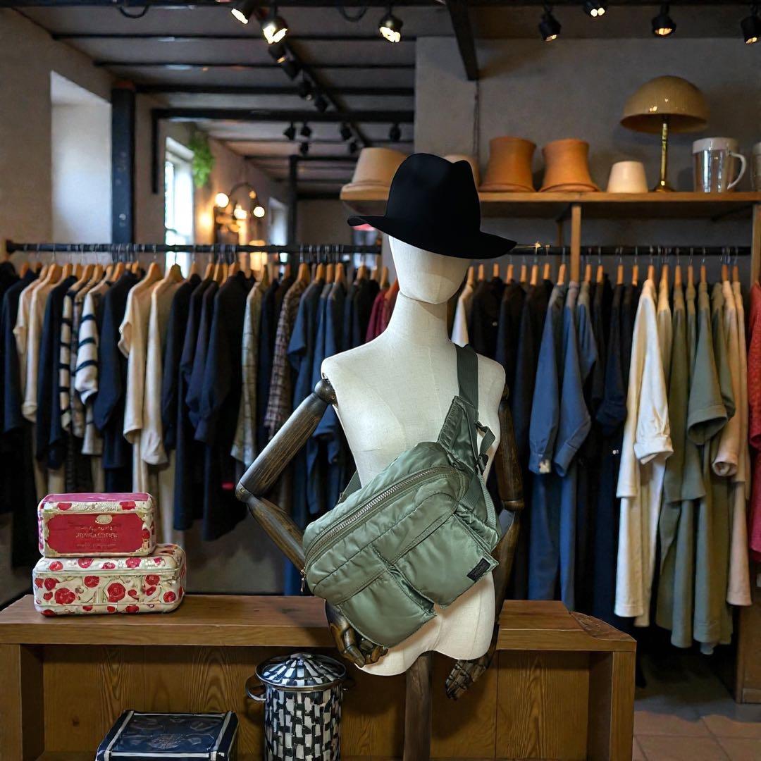 ✨古着好きに大人気✨ PORTER ポーター タンカー ボディバッグ カーキ