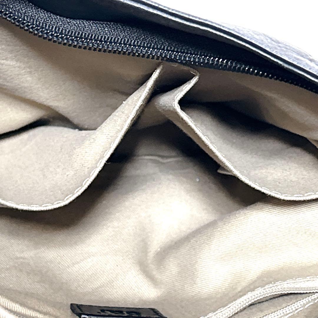 極美品❤︎イアパピヨネ レザー 結び目ハンドル ワンショルダーバッグ ブラック 革