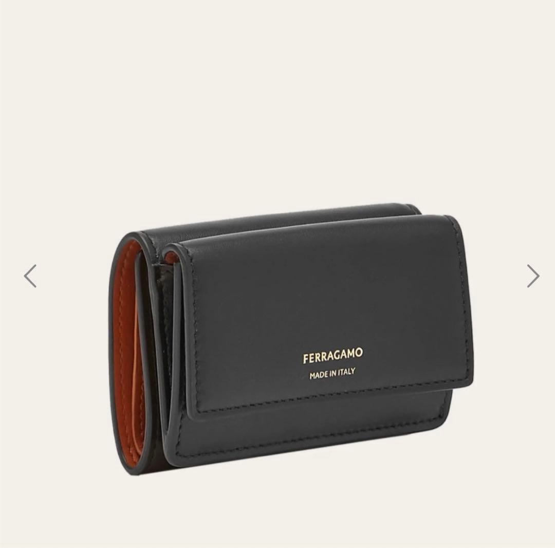 【新品】イタリア製FERRAGAMO ブラック ケース　財布