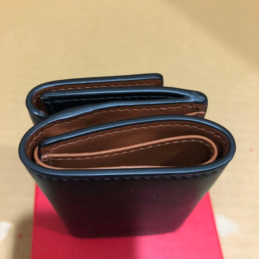 【新品】イタリア製FERRAGAMO ブラック ケース　財布