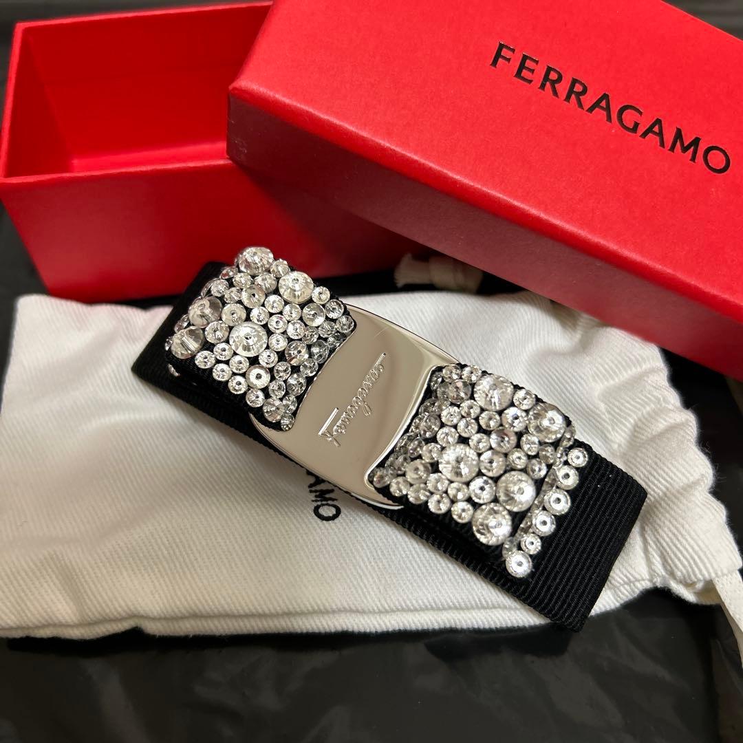 【新品】Salvatore Ferragamo クリスタルリボンバレッタ