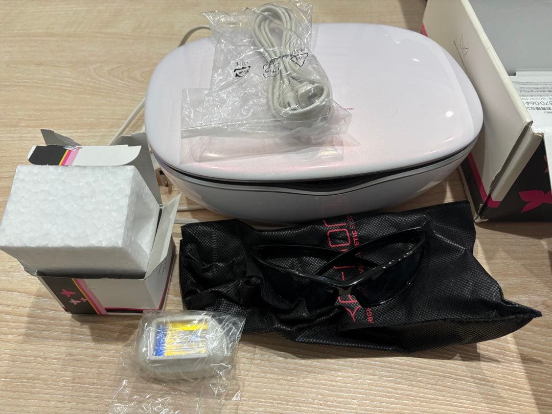 ケノン フラッシュ式脱毛器 美顔器パールホワイトver:7.2 美品