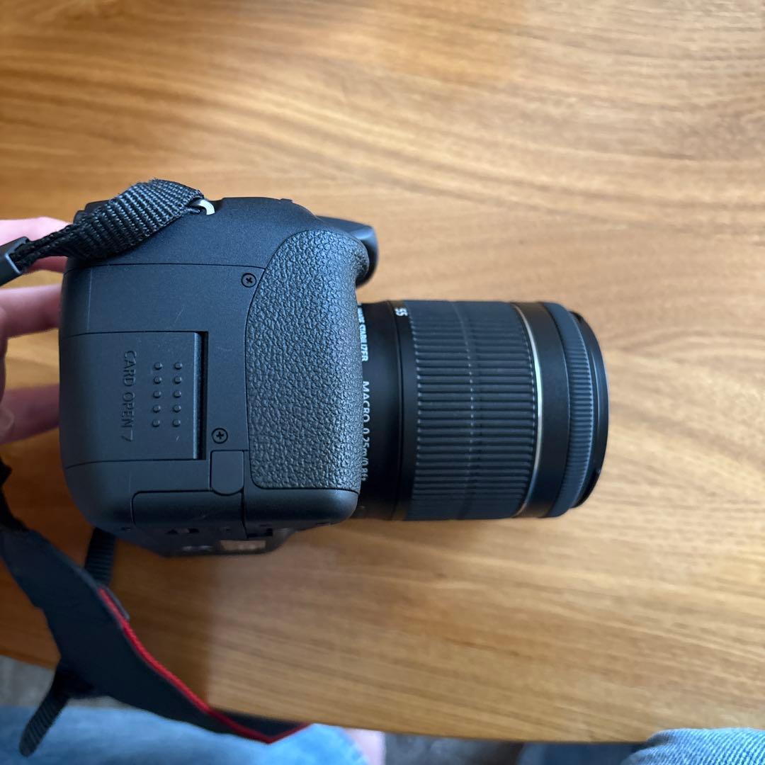 Canon EOS Kiss X7i sdカード無し