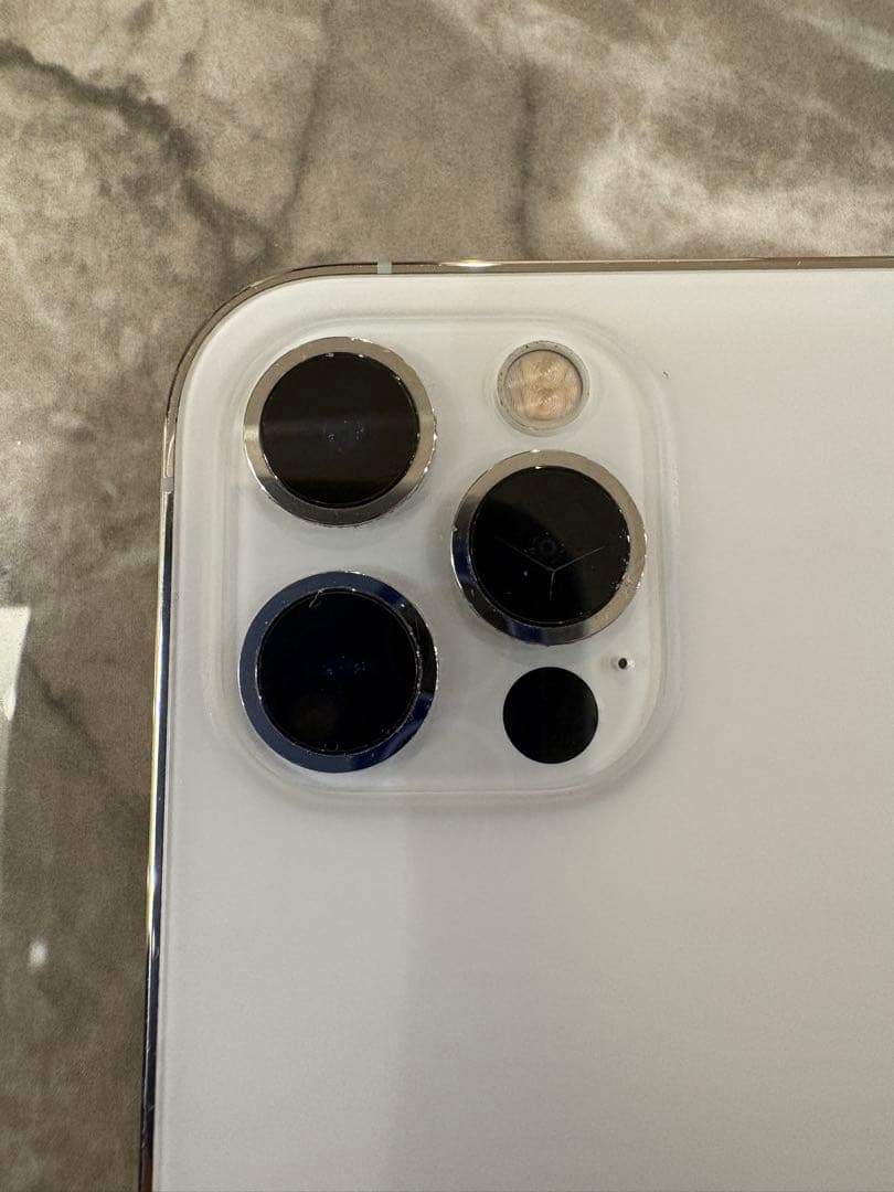 Apple iPhone 12 Pro シルバー本体 128GB