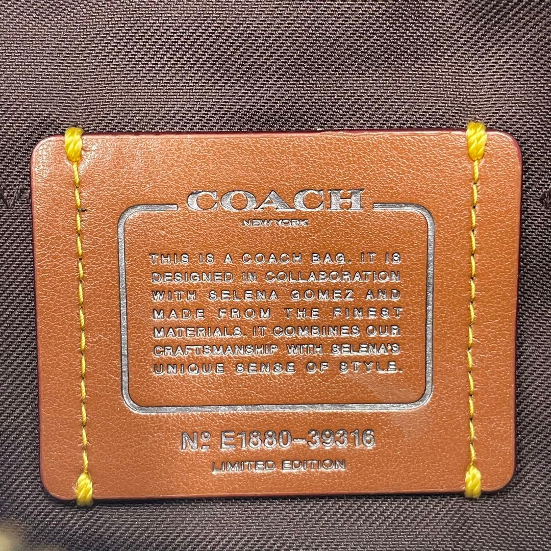 【美品】コーチ ボディバッグ ウィズバニー セレーナゴメス 限定 ショルダー 黒