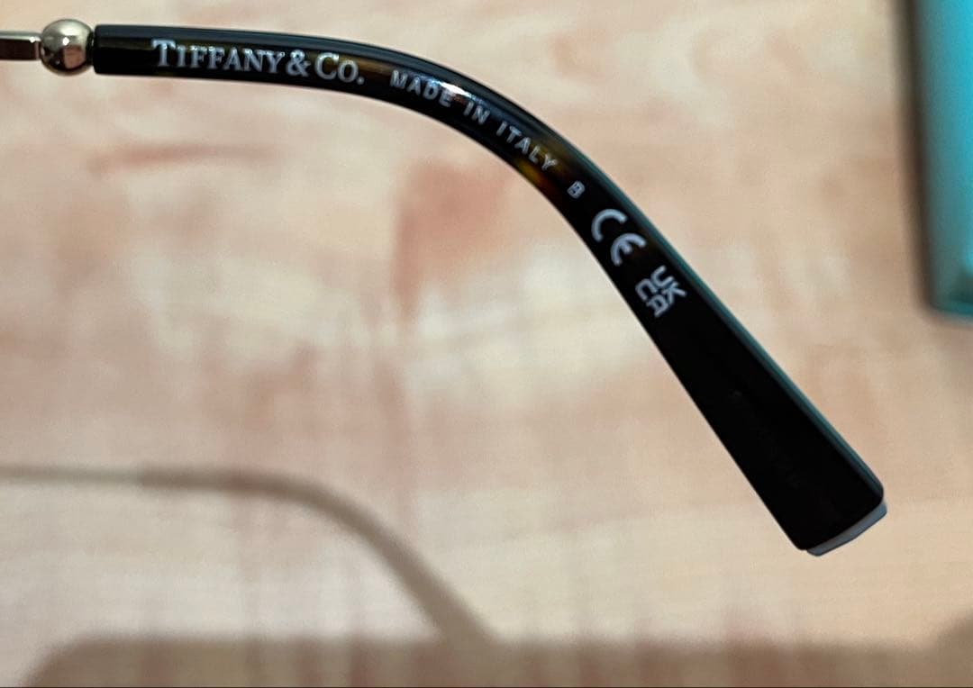 Tiffany サングラス　4210D