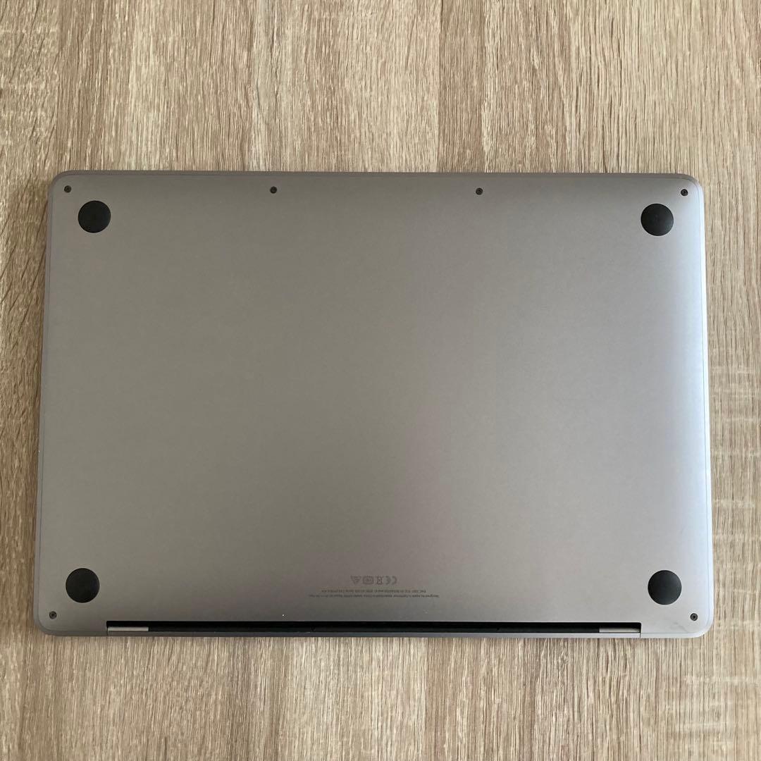 MacBookPro 2019 13インチ(メモリ16GB,容量256GB)