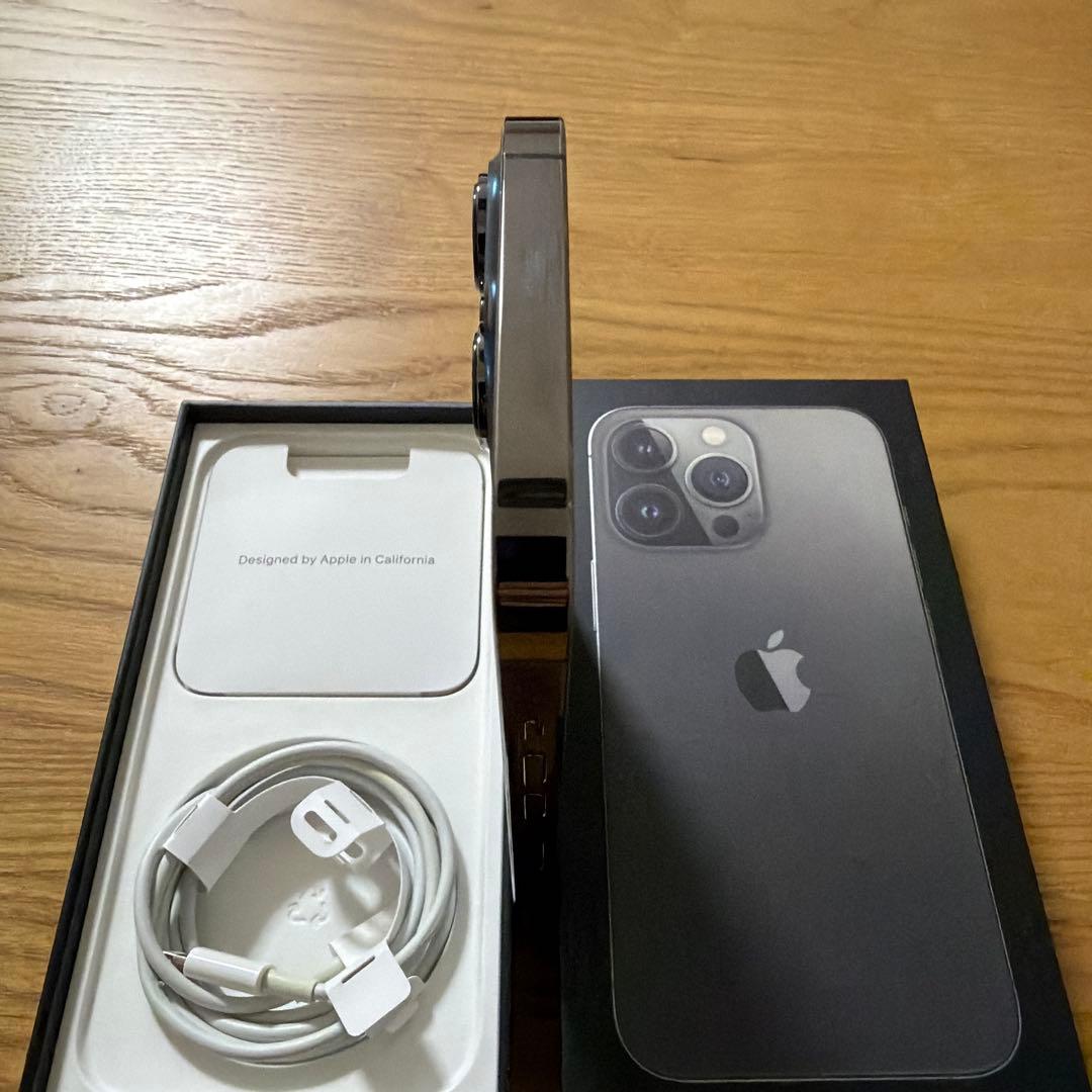 超美品 Phone13pro 256GB グラファイト黒　両面コーティング済