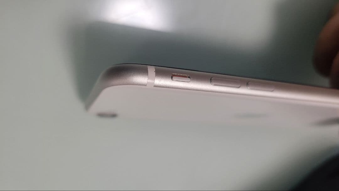 IPhone SE 第2世代 (SE2)