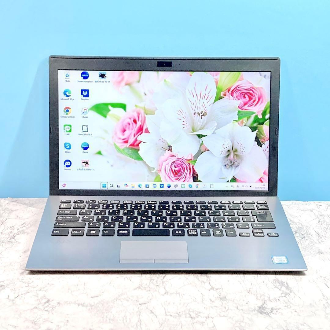 超軽量✨薄型✨SSD/8GB✨カメラ/オフィス✨バイオ✨コンパクトノートパソコン