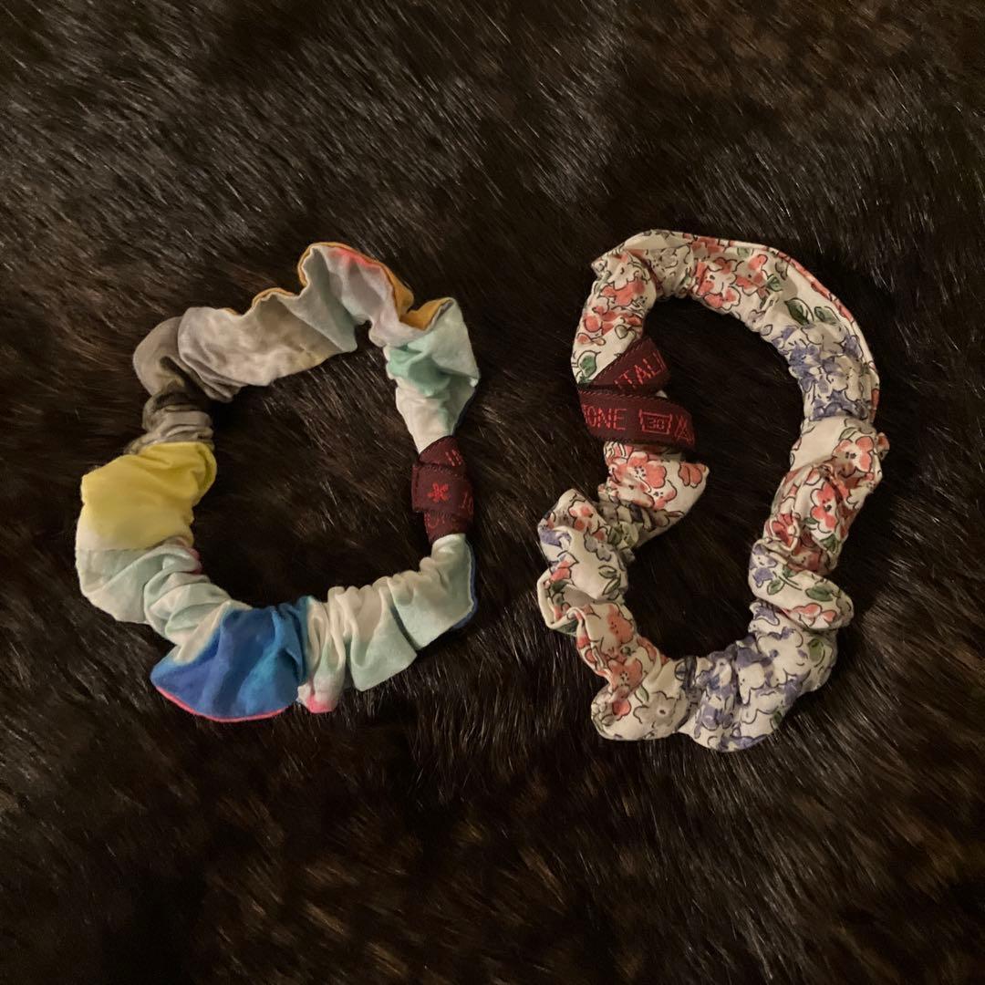 ダニエラグレジス シュシュ 2個