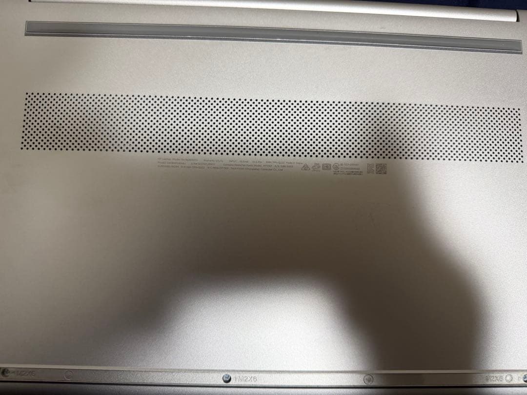 HP 15s-fq2640TU Core i5 8GB SSD 1TB ジャンク