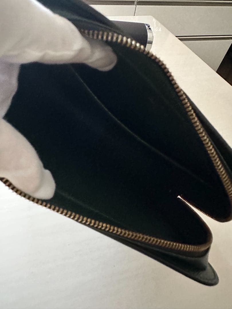 Louis Vuitton ダークグリーン レザー 長財布