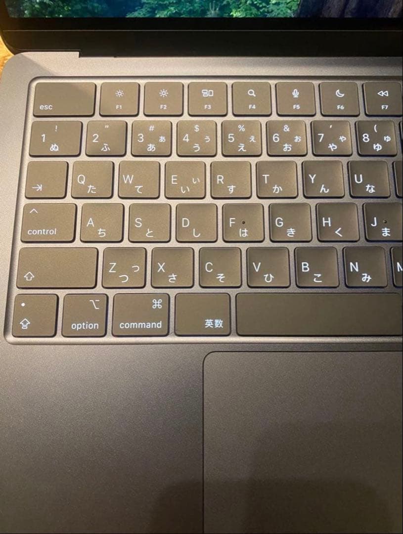 MacBook Air 13インチ M2 16GB 256GB