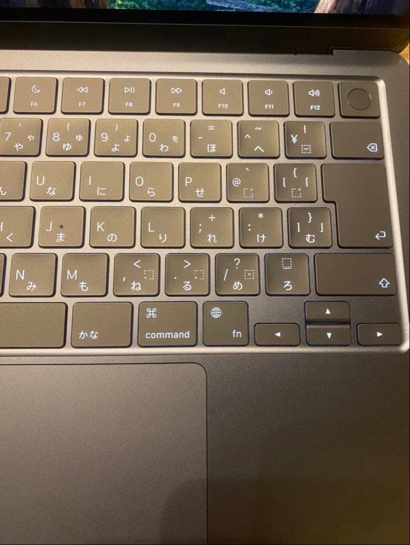 MacBook Air 13インチ M2 16GB 256GB