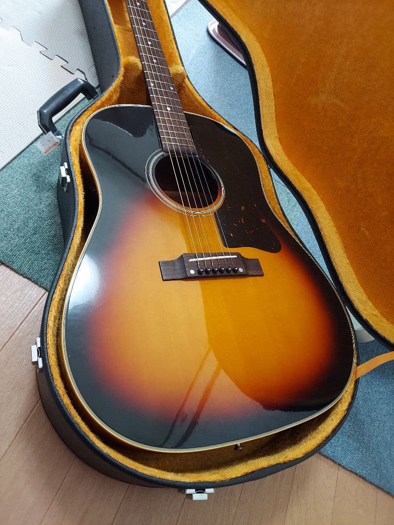 M*C様 ジャパンビンテージGreco W-404BSハードケース J-45コピ