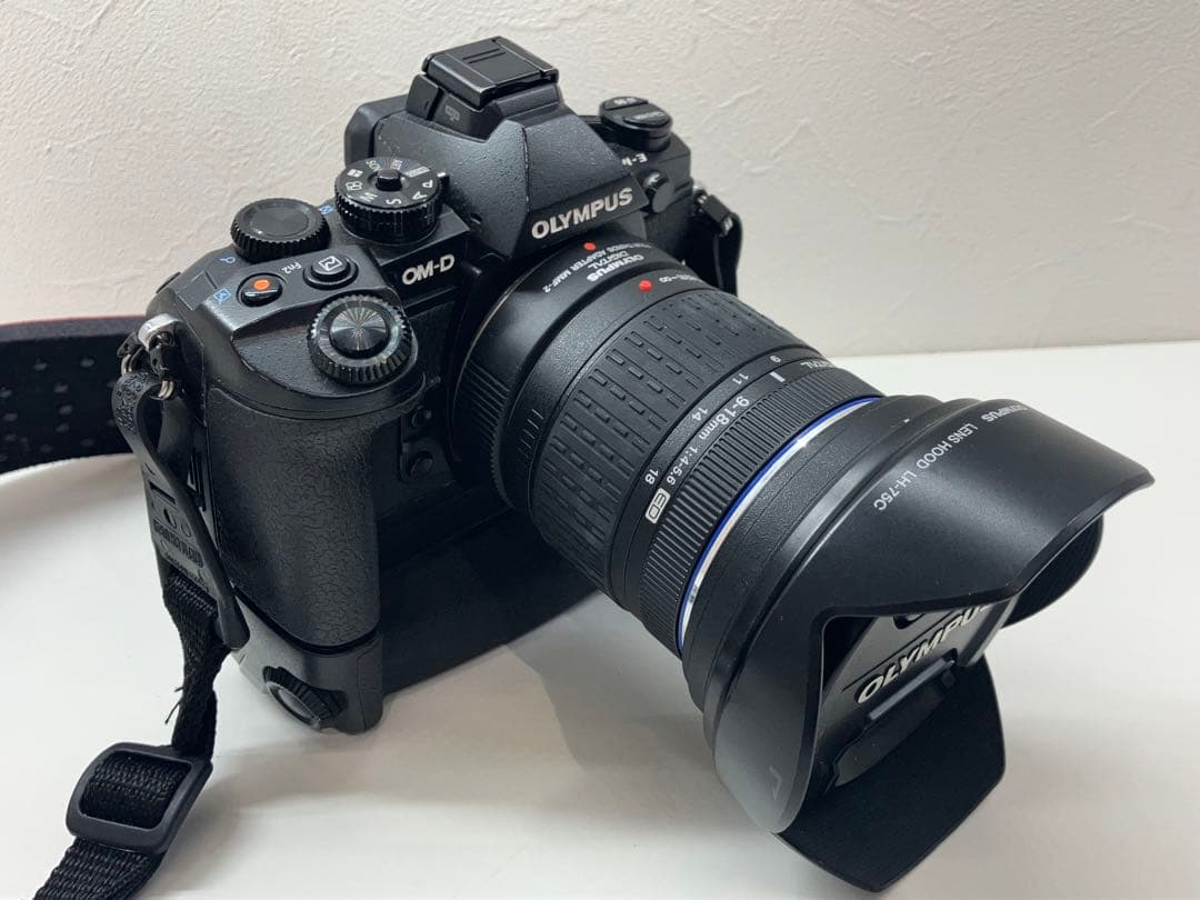 オリンパス　一眼レフ　E-M1 望遠レンズ　セット【②】