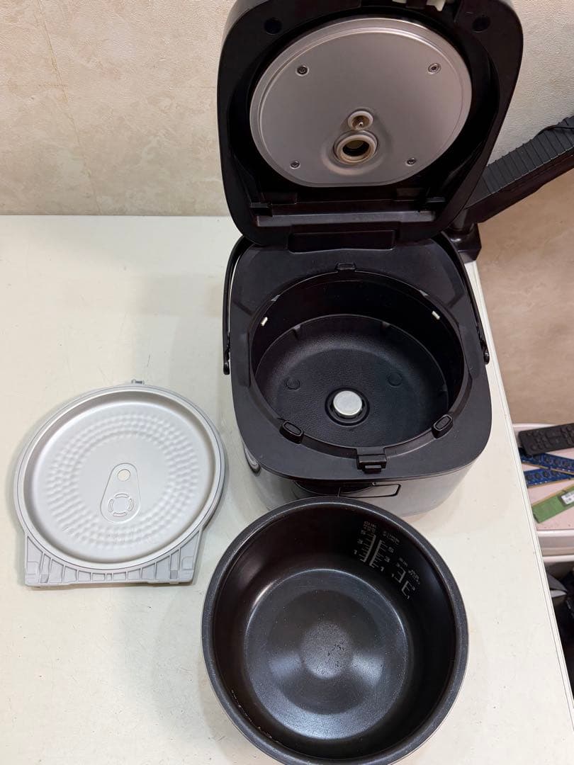 Panasonic SR-CFE109 IHジャー 炊飯器